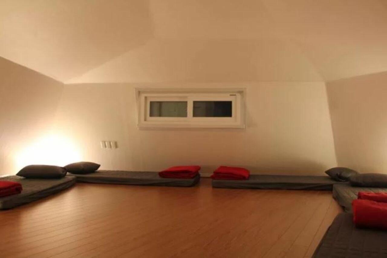 B My Guesthouse Seoul Exterior photo